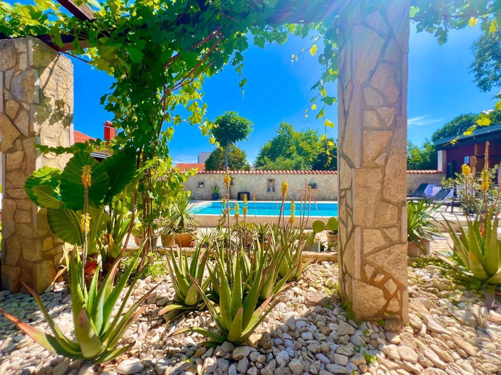 Azzurro Mare Apartment Pula Exterior foto